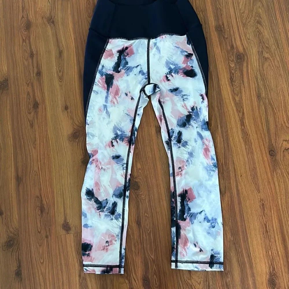 NWOT Gap sculpt navy tie-dyed Capri fitness leggings pants size S